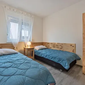 2 Bedroom Peroj Fazana